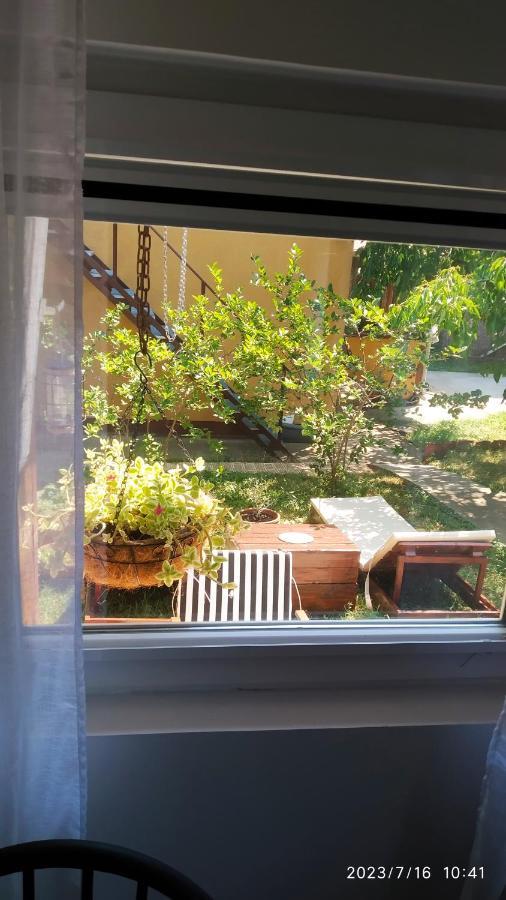 Apartman Stara Tresnja كلادوفو المظهر الخارجي الصورة
